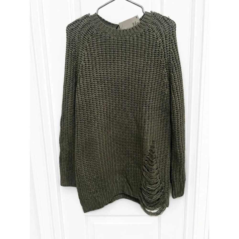 H&M Divided Women’s Olive Green Distressed Chunky Knit Sweater Size Small NWT